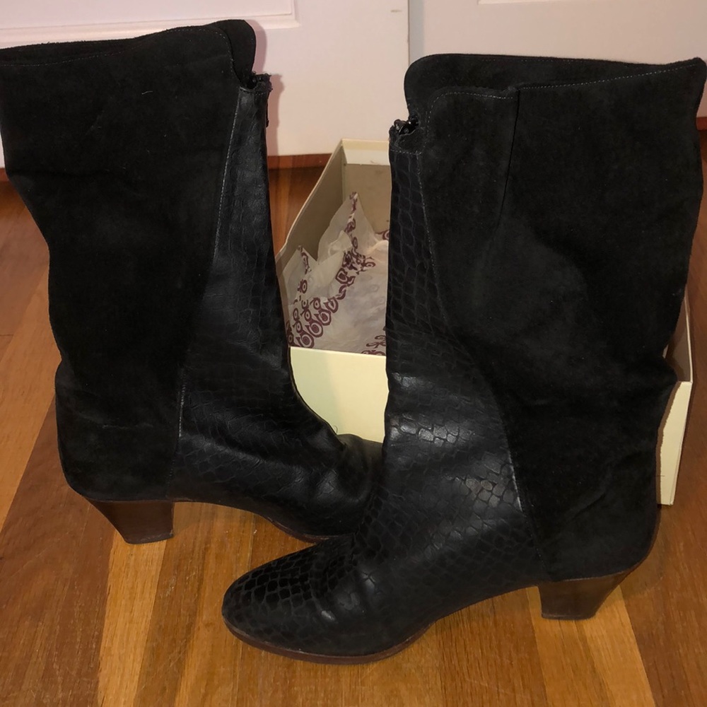 Black Golo boots suede and leather with wood heel